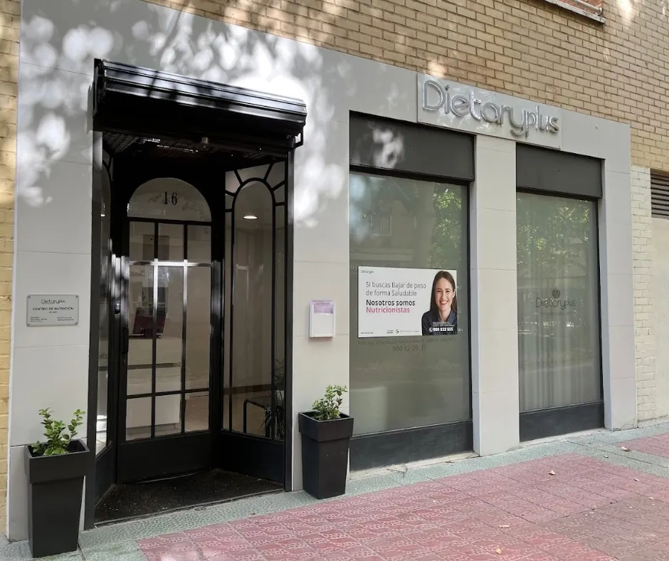 Clínica DietaryPlus - Exterior del centro de nutrición en Zaragoza (Actur)